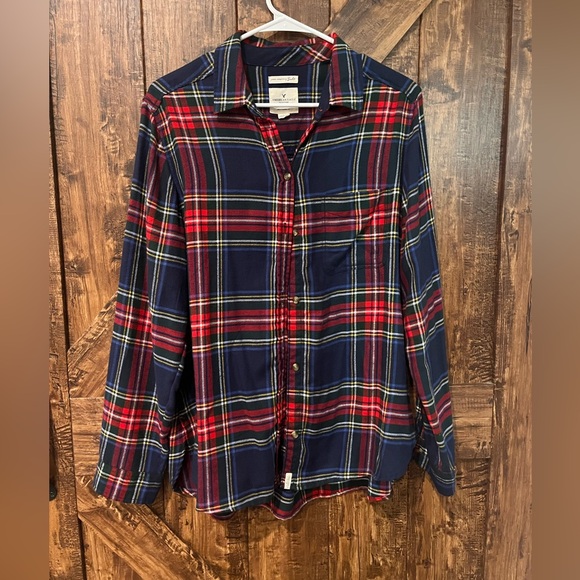 American Eagle Outfitters Tops - American eagle outfitters Womens plaid flannel super soft material size large